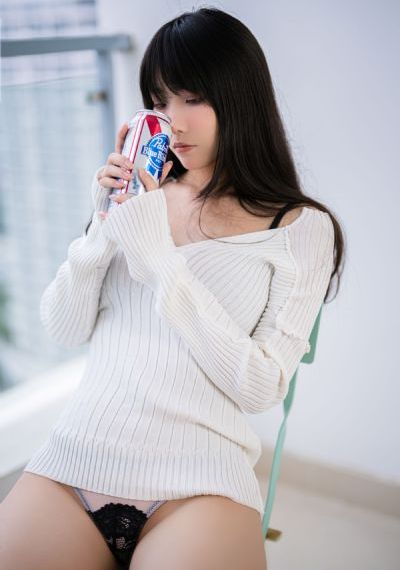 仙女挽起裙子迈开腿坐下去的-无水印免费在线观看